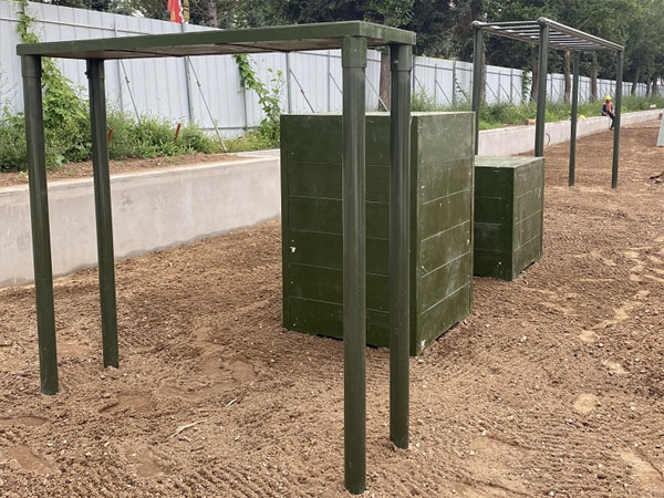 400米障礙器材