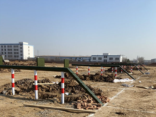 400米障礙器材
